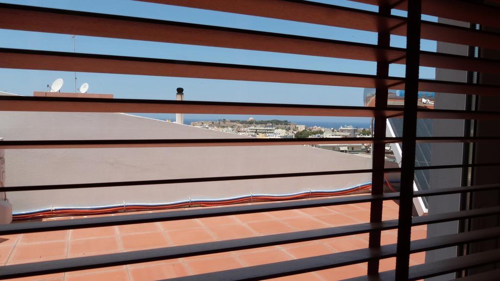 Fay'S Apartment Rethymno  Bagian luar foto