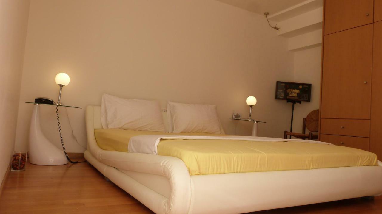 Fay'S Apartment Rethymno  Bagian luar foto