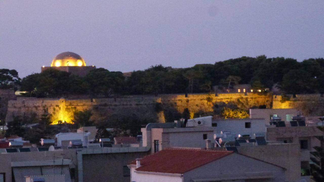 Fay'S Apartment Rethymno  Bagian luar foto